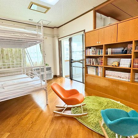 石垣島グループの宿 2216 にじいろ ユーグレナモール内 Ishigaki  Bagian luar foto