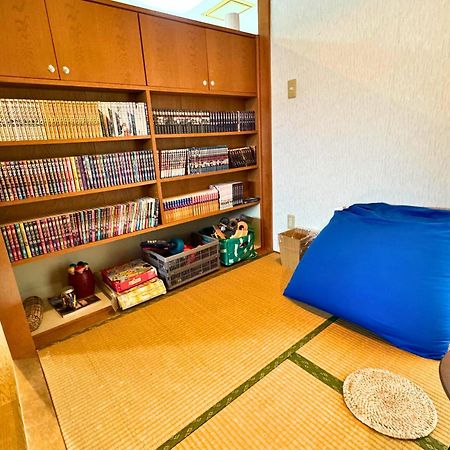 石垣島グループの宿 2216 にじいろ ユーグレナモール内 Ishigaki  Bagian luar foto