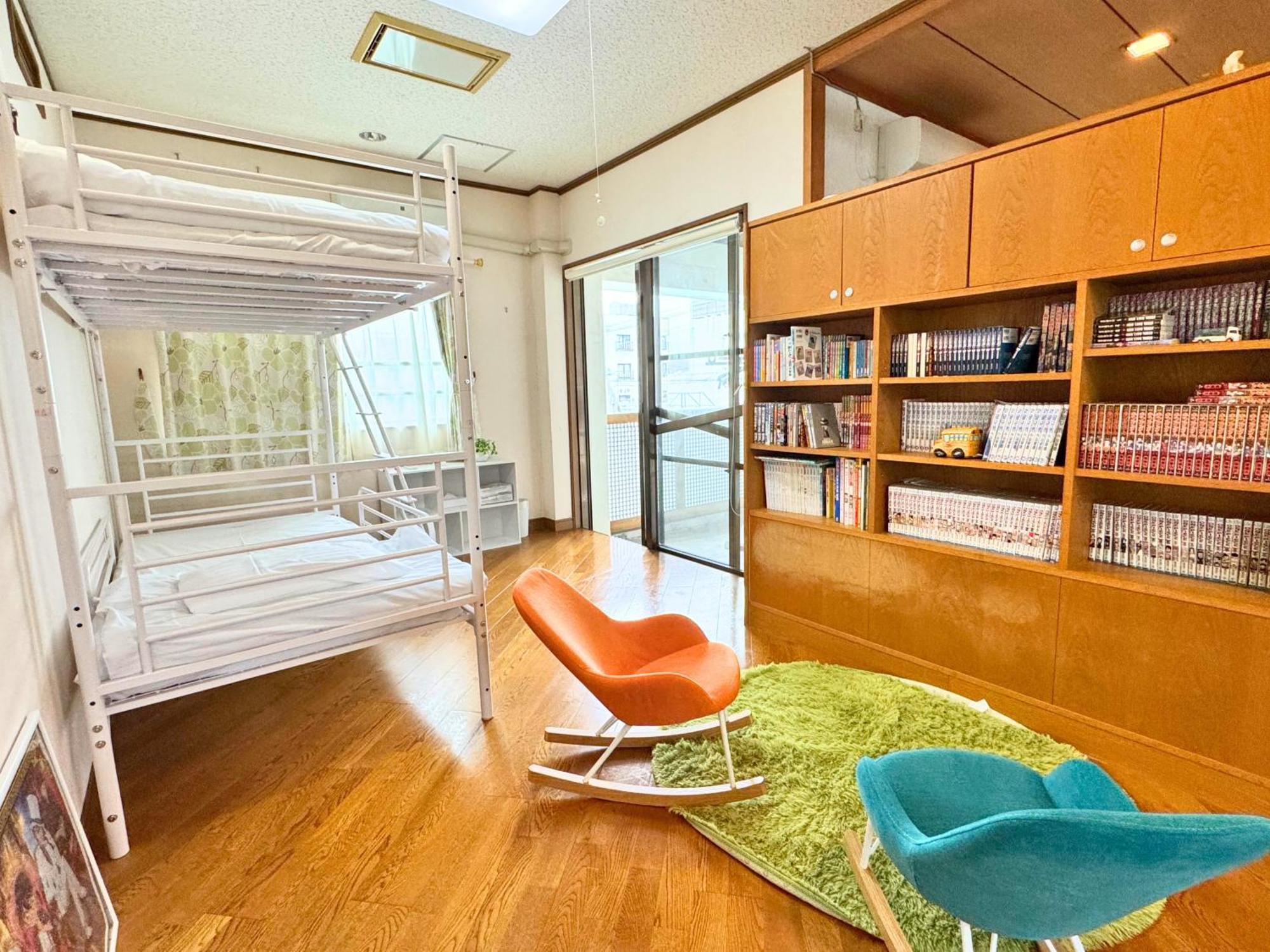 石垣島グループの宿 2216 にじいろ ユーグレナモール内 Ishigaki  Bagian luar foto